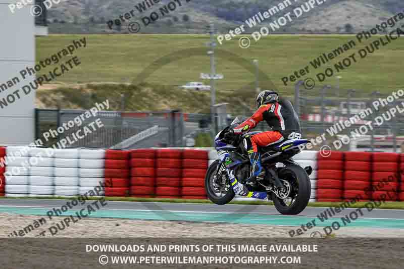 cadwell no limits trackday;cadwell park;cadwell park photographs;cadwell trackday photographs;enduro digital images;event digital images;eventdigitalimages;navarra;no limits trackdays;peter wileman photography;racing digital images;trackday digital images;trackday photos